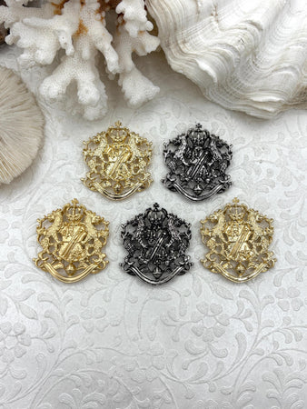 Brass Vintage Style Coat of Arms Pendant, High Quality Brass Pendants, 6 Finishes, Vintage, Lion Crown Shield Crest, 47mm x 41mm, Fast Ship