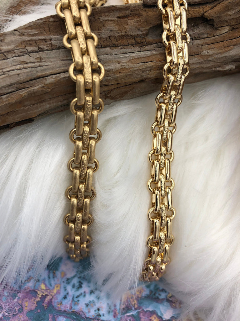 Brass Multilink Textured Chain, 21mm wide x 15mm Thick. gold plated over Brass or Worn Gold. Handmade, HIGH QUALITY Sold by the foot.