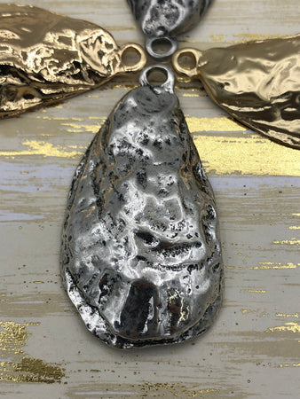 Oyster Shell Cast Pendant, Shell Pendant, Seashell, 2 styles of shells, 5 colors, BBA Original. Fast Shipping