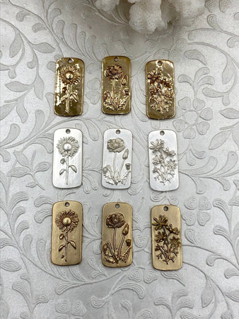 Brass Cartouche Dog Tag Flower Charm, Flower Pendant, Dainty Flower Charm, Daisy Flower, Sun Flower or Poppy Flower 3 finishes 30mmx14mm