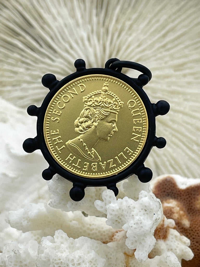 Queen Elizabeth II Coin Pendant, Queen Elizabeth Replica Coin, Royal Coin Pendant, Vintage Coin, Reproduction Coin 5 Styles Fast Ship