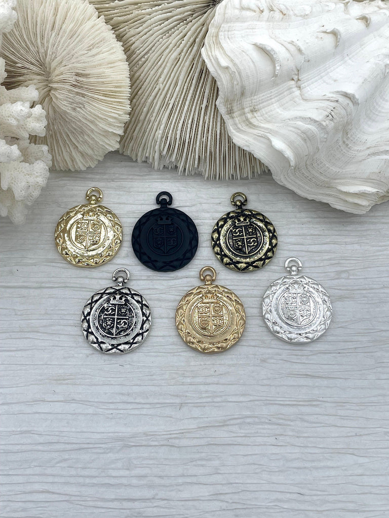 Lion coin necklace 2025